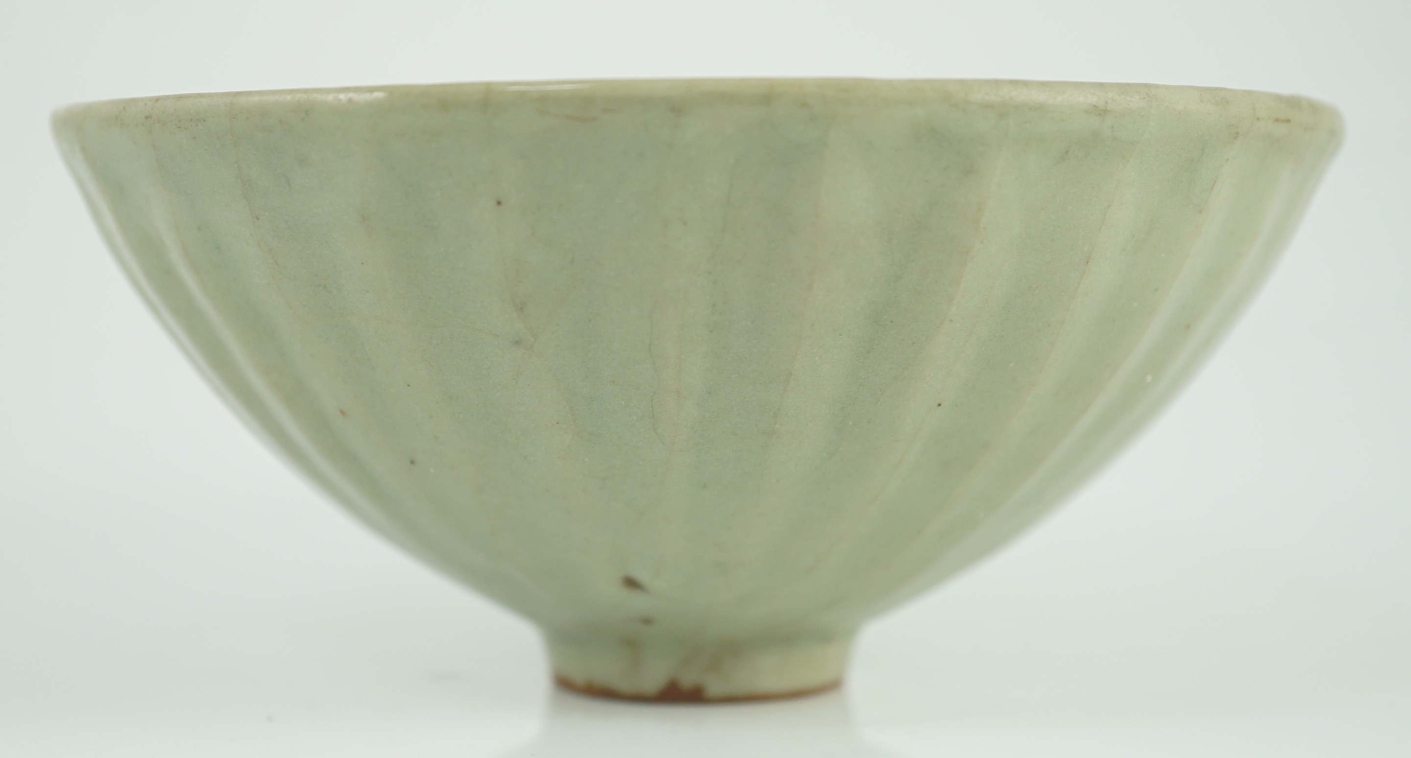 A Chinese Longquan celadon petal lobed bowl, Southern Song dynasty